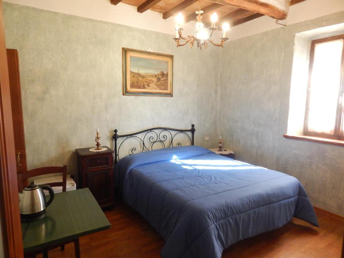 Agriturismo Fonte Magria อับบาเดียซานซัลวาตอเร ภายนอก รูปภาพ