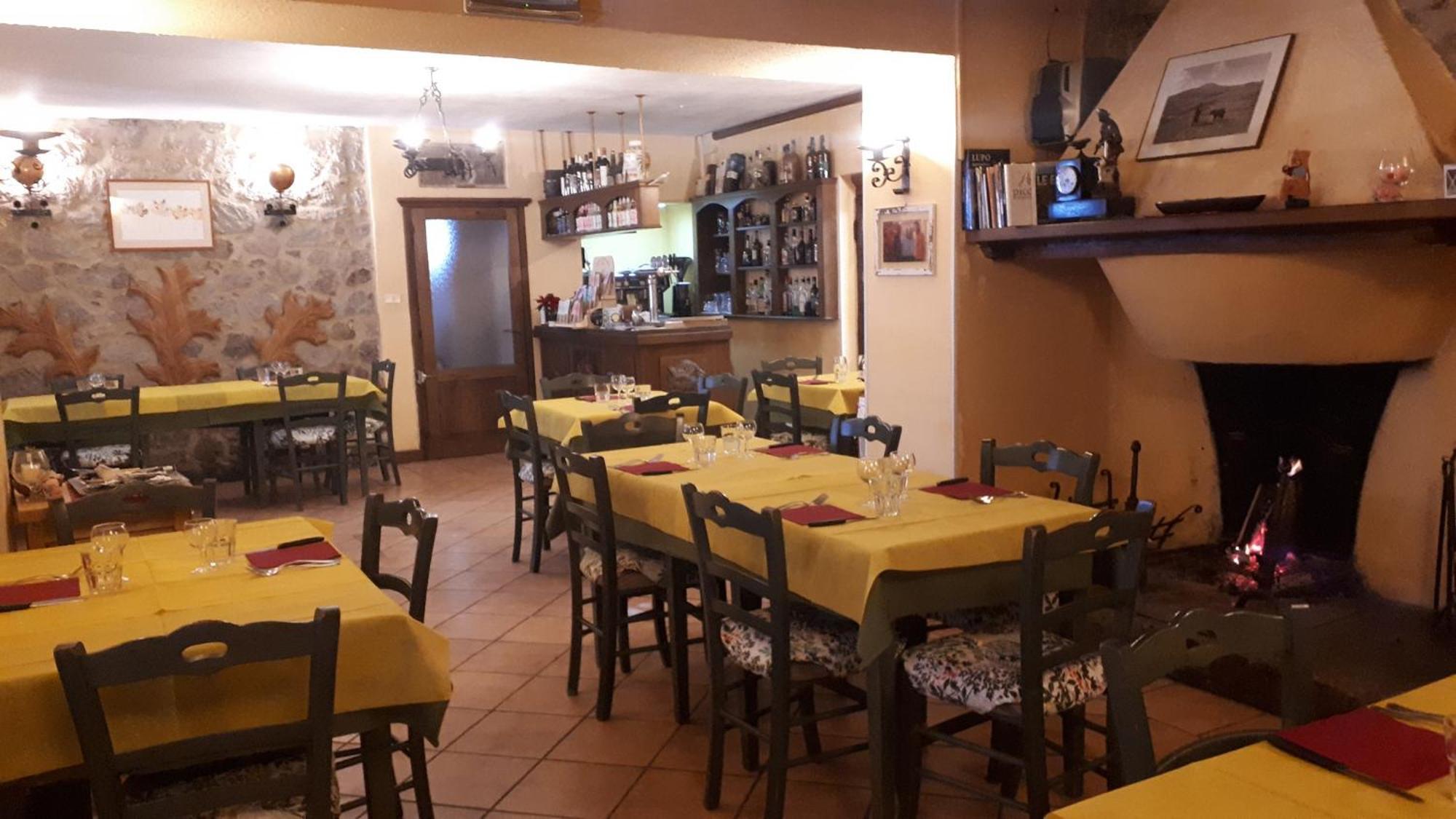 Agriturismo Fonte Magria อับบาเดียซานซัลวาตอเร ภายนอก รูปภาพ