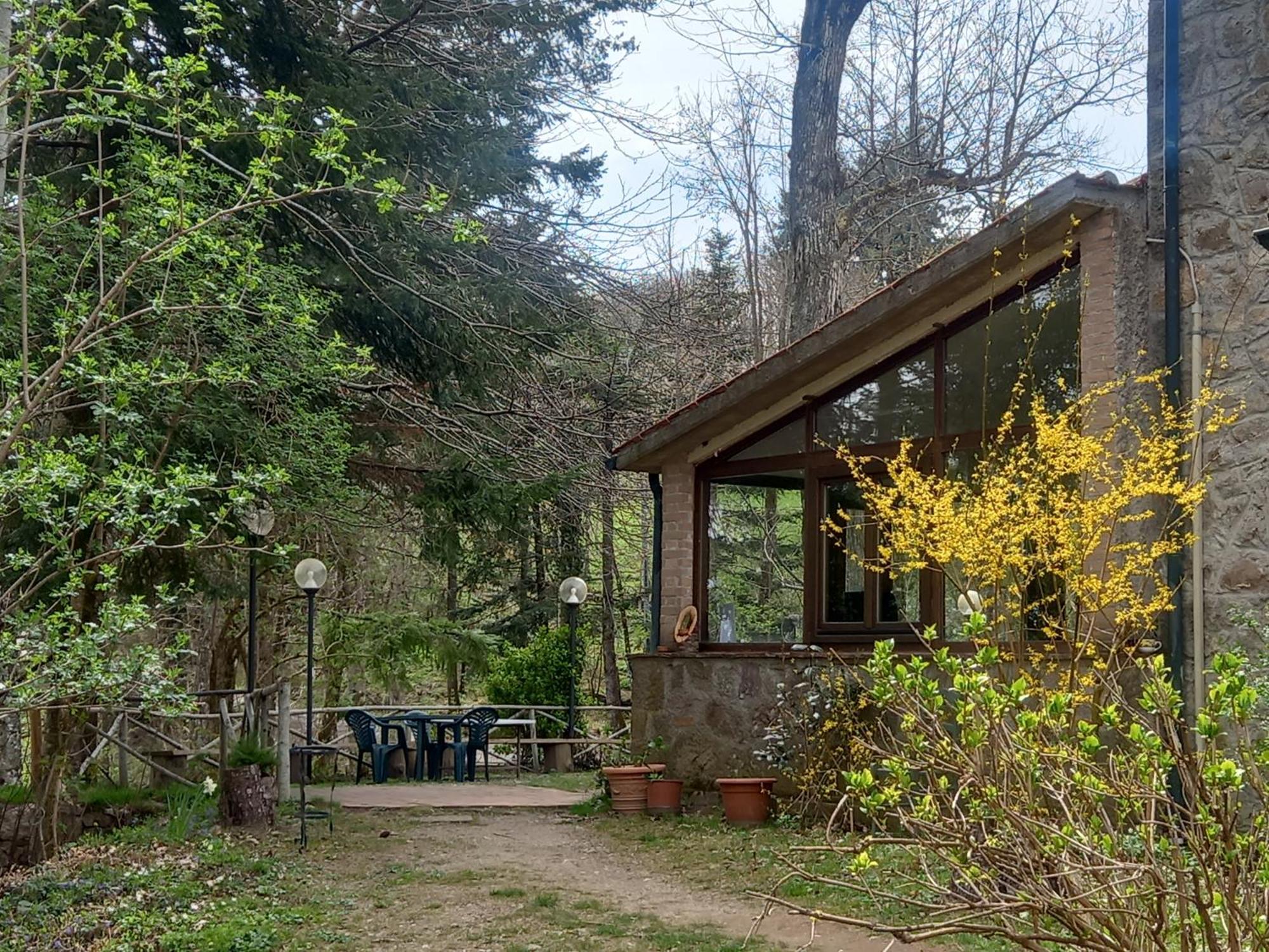 Agriturismo Fonte Magria อับบาเดียซานซัลวาตอเร ภายนอก รูปภาพ